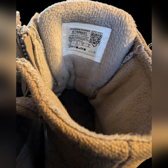 Sperry - Picture 3 of 5